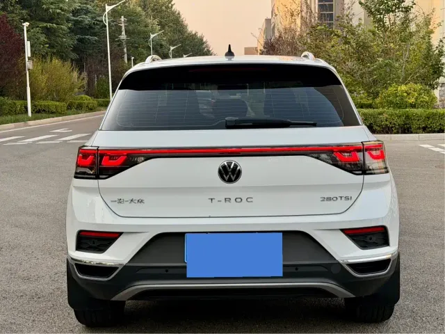 Volkswagen T-Roc — Фото автомобиля 15