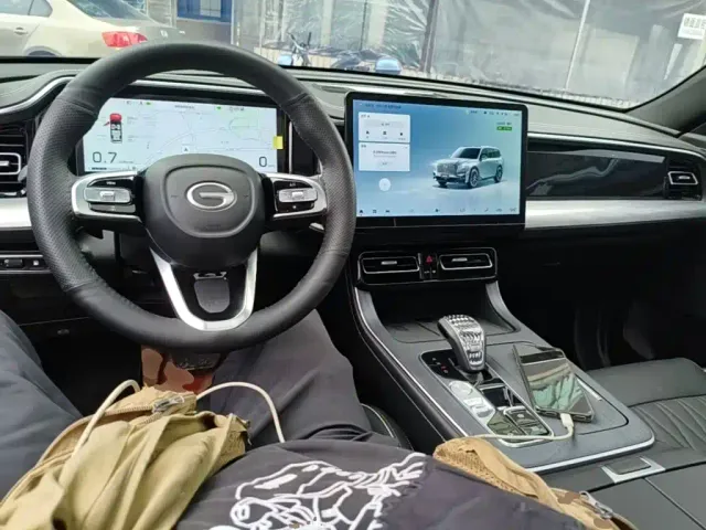 GAC Trumpchi GS8 — Фото автомобиля 9