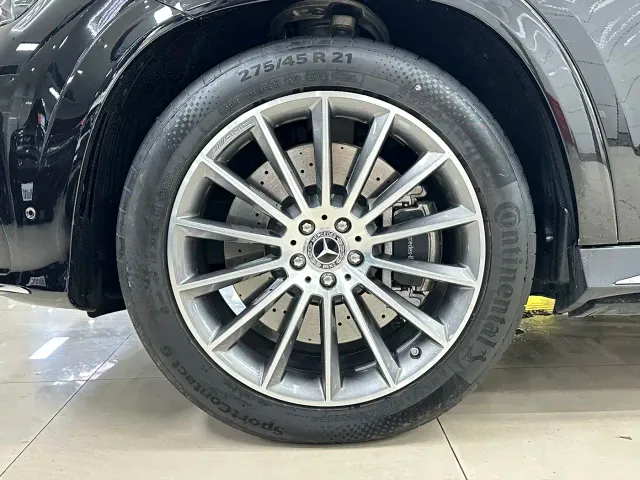 Mercedes-Benz GLE-Class — Фото автомобиля 30