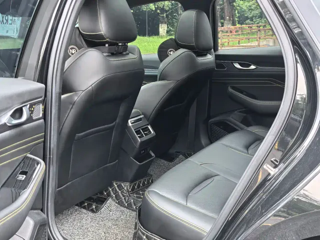 Geely Xingrui — Фото автомобиля 12