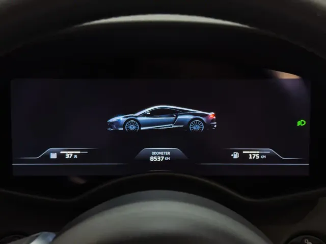 McLaren GT — Фото автомобиля 11