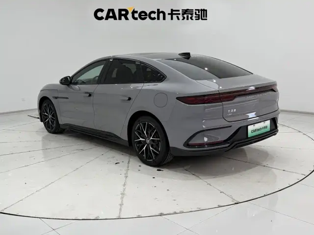 BYD Han — Фото автомобиля 7