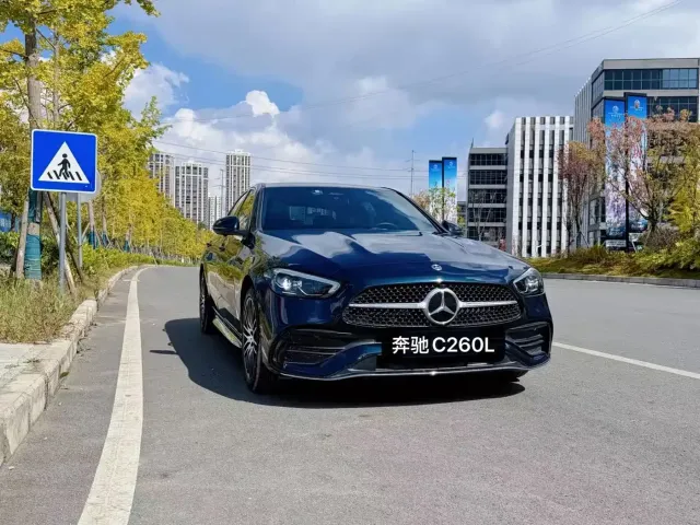 Mercedes-Benz C-Class — Фото автомобиля 3