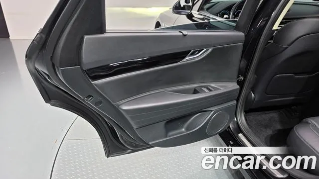 Genesis G80 RG3 — Фото автомобиля 14