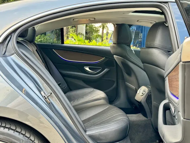 Mercedes-Benz CLS-Class — Фото автомобиля 11