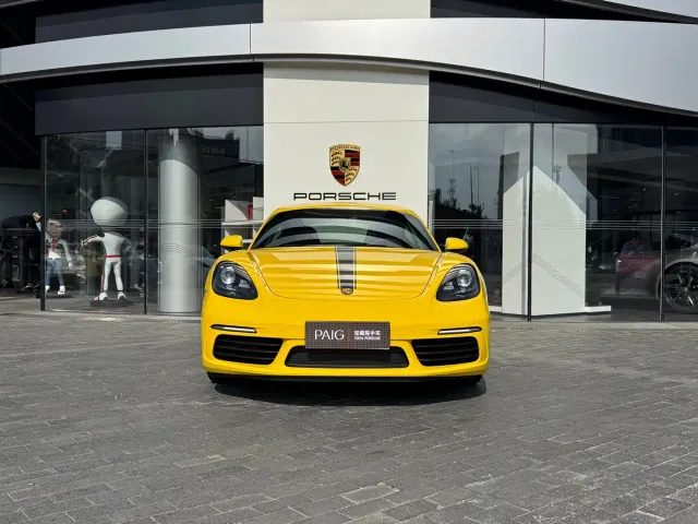 Porsche 718 — Фото автомобиля 3