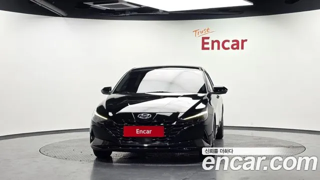 Hyundai AVANTE — Фото автомобиля 3