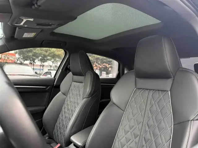 Audi Audi A3 2025 A3L Limousine 35TFSI Flying Premium — Фото автомобиля 19