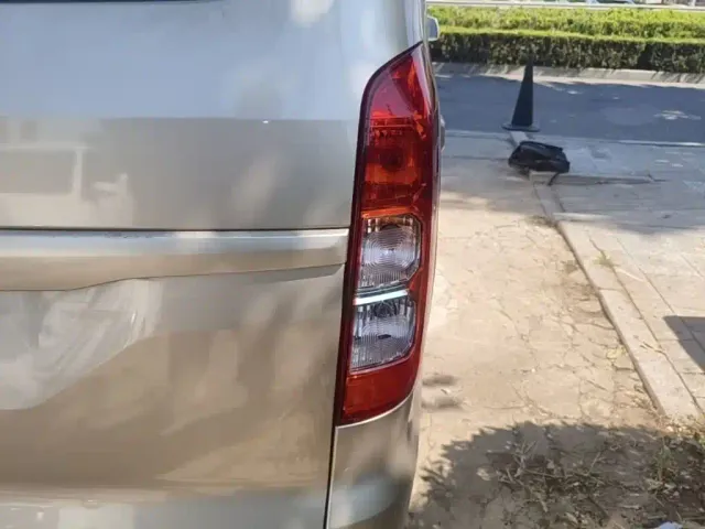 Wuling Motors Wuling Hongguang V 2021 1.5L Facelift Power Enjoy Edition LAR — Фото автомобиля 7