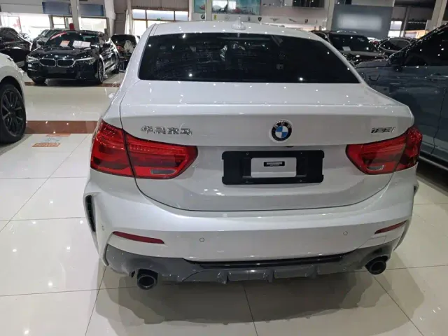 BMW 1 Series — Фото автомобиля 7
