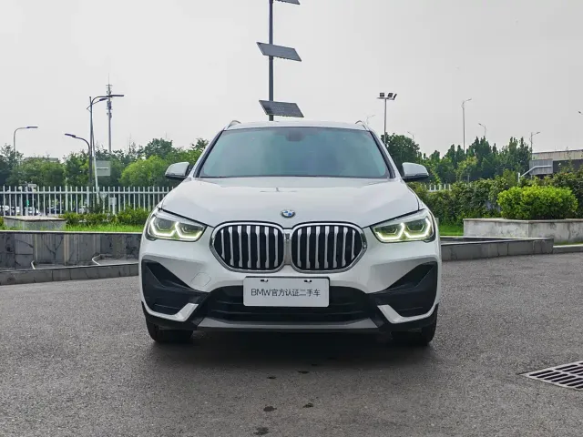 BMW X1 — Фото автомобиля 2