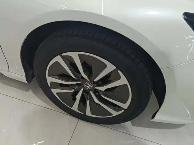 Honda Inspire — Фото автомобиля 6