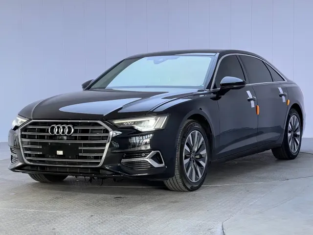 Фотография автомобиля — Audi A6L