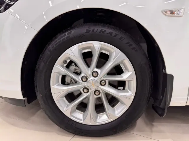 Chevrolet Monza — Фото автомобиля 23