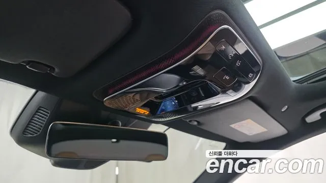 Mercedes-Benz E-Class — Фото автомобиля 5