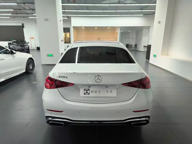 Mercedes-Benz C-Class — Фото автомобиля 5