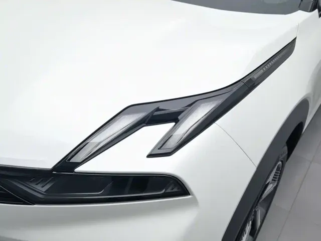 Lynk & Co 06 — Фото автомобиля 7