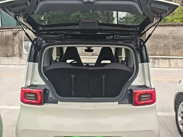 Wuling Hongguang Mini EV — Фото автомобиля 18