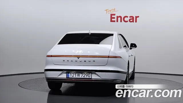 Hyundai Grandeur Grandeur (GN7) 3.5 LPG 2WD (Такси) — Фото автомобиля 4