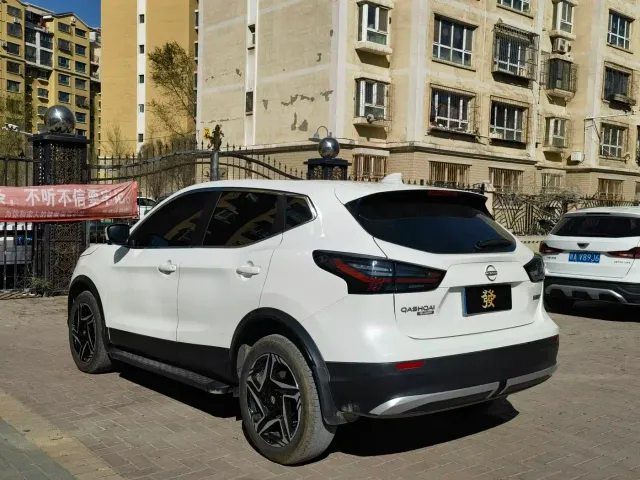Nissan Qashqai — Фото автомобиля 6