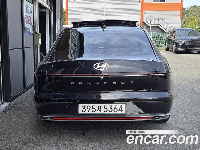 Hyundai Grandeur GN7 — Фото автомобиля 4
