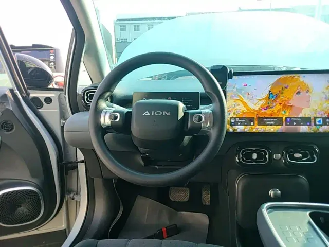 GAC Aion UT — Фото автомобиля 10