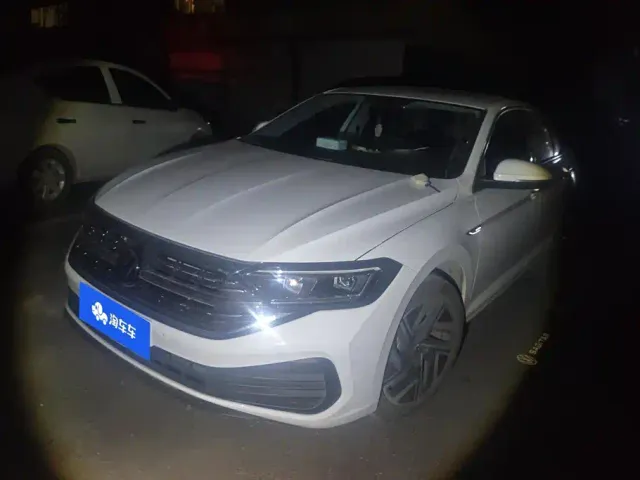 Фотография автомобиля — Volkswagen Sagitar