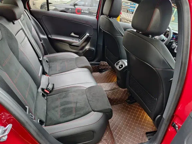 Mercedes-Benz A-Class — Фото автомобиля 11