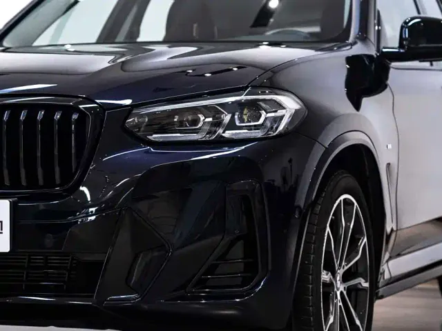 BMW X3 — Фото автомобиля 10