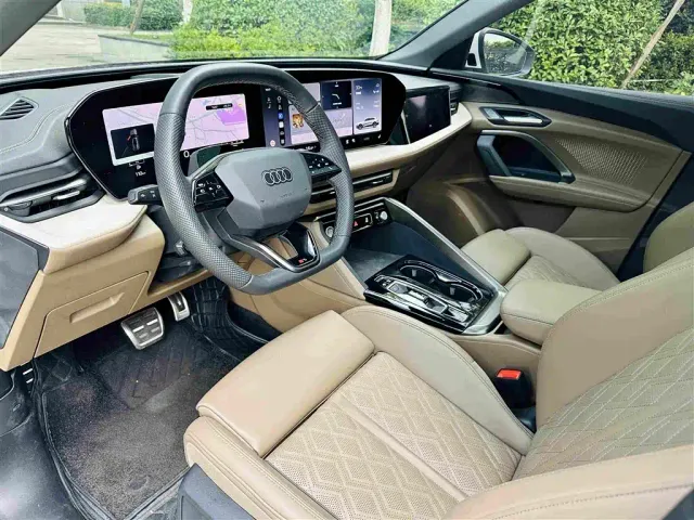 Audi Q5L — Фото автомобиля 13