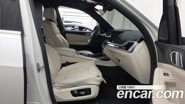 BMW X7 G07 — Фото автомобиля 17