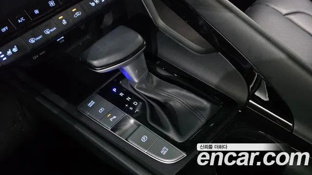 Hyundai Avante CN7 — Фото автомобиля 9