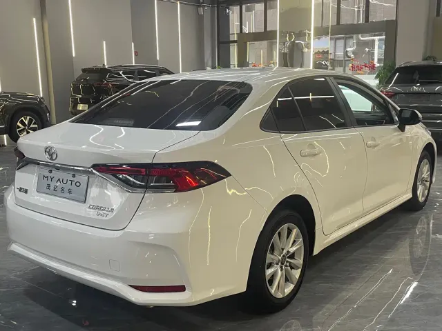 Toyota Corolla — Фото автомобиля 14