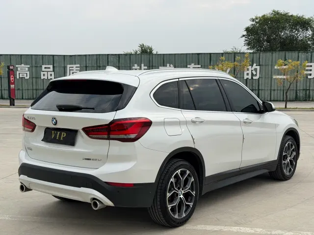 BMW X1 — Фото автомобиля 21