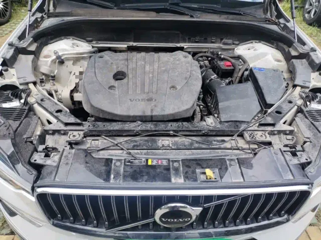 Volvo XC60 — Фото автомобиля 21