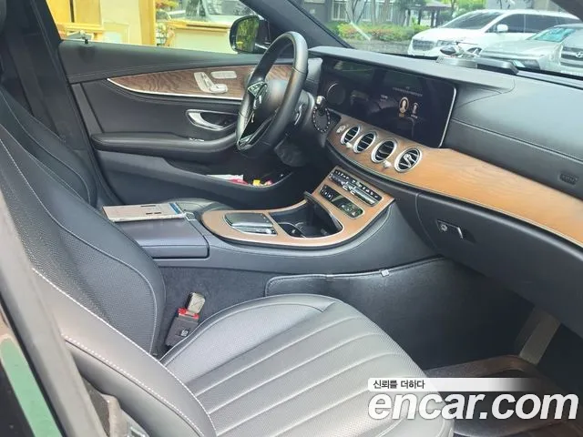 Mercedes-Benz E-Class W213 — Фото автомобиля 9