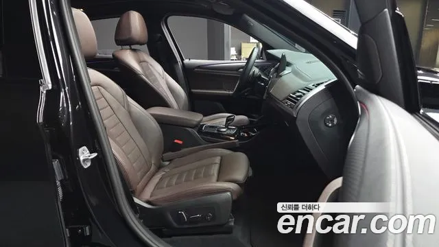 BMW X4 xDrive20i M Sport Pro Special Edition — Фото автомобиля 11