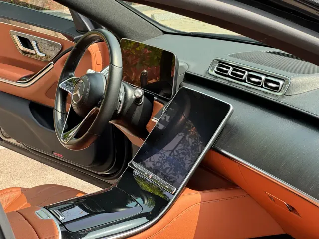 Mercedes-Benz S-Class — Фото автомобиля 11