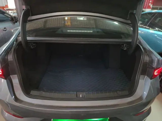 BYD Qin PLUS — Фото автомобиля 18