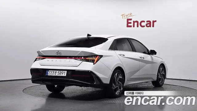 Hyundai AVANTE Новый Avante (CN7) — Фото автомобиля 2