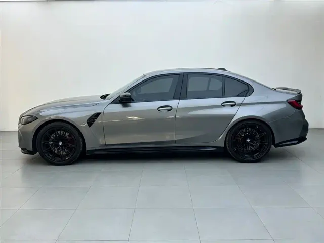 BMW M3 — Фото автомобиля 3