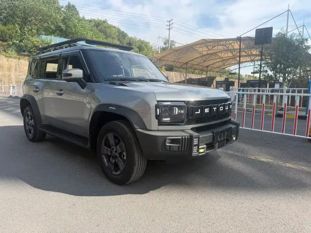 Jetour T2 — Фото автомобиля 2