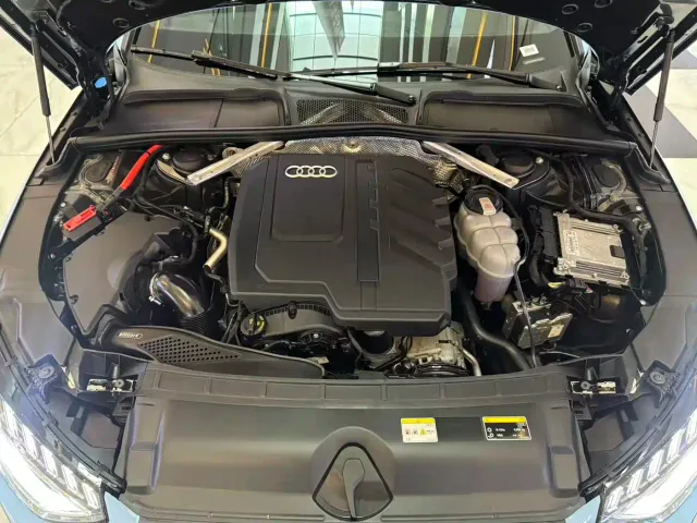 Audi A4L — Фото автомобиля 25
