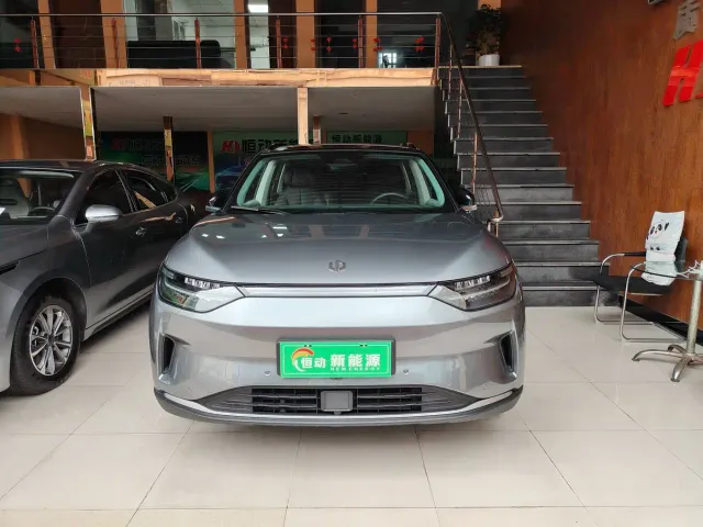 Leapmotor C11 — Фото автомобиля 2