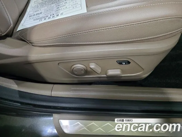 Kia K8 Hybrid — Фото автомобиля 15