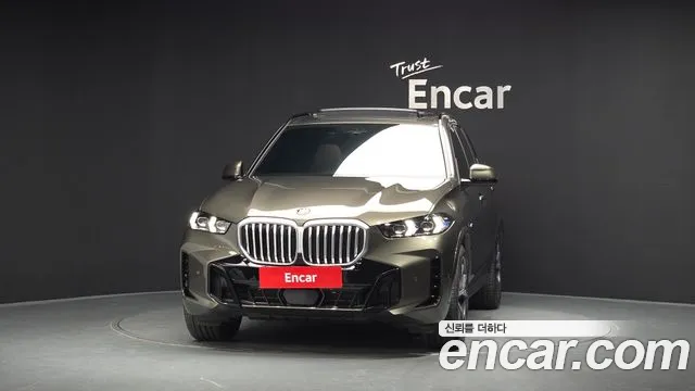 Фотография автомобиля — BMW X5