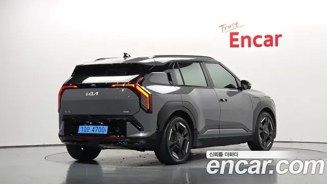Kia EV3 — Фото автомобиля 2