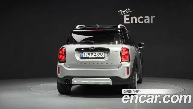 Mini Countryman — Фото автомобиля 4