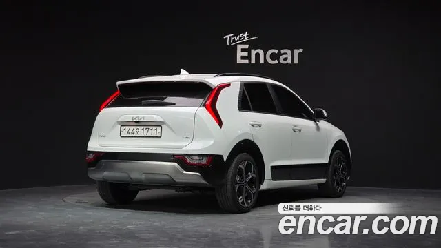 Kia Niro The All New Niro Signature — Фото автомобиля 2