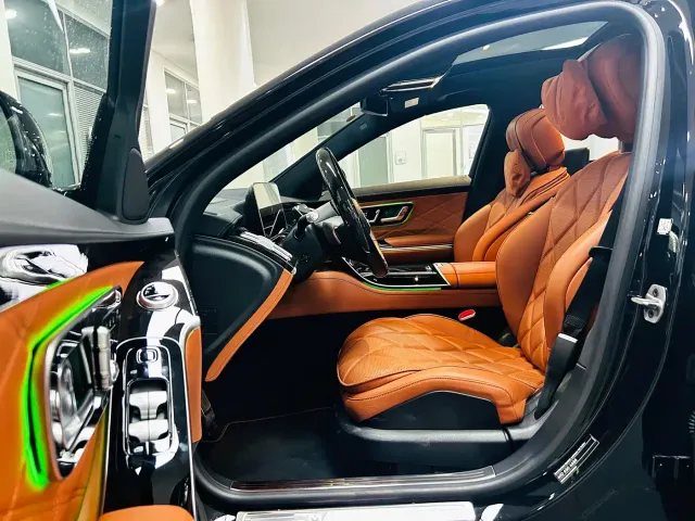 Mercedes-Benz Maybach S-Class — Фото автомобиля 10